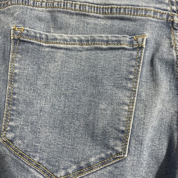 Fashion Nova Blue Jeans – Women's Size 18, Curve-Hugging Stretch Denim - Picture 9 of 12